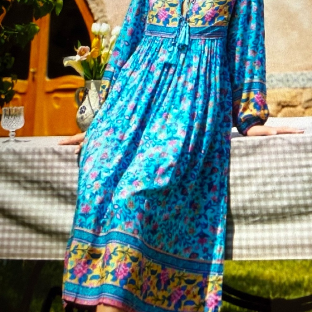 Elegant Blue Floral Long Sleeve Dress